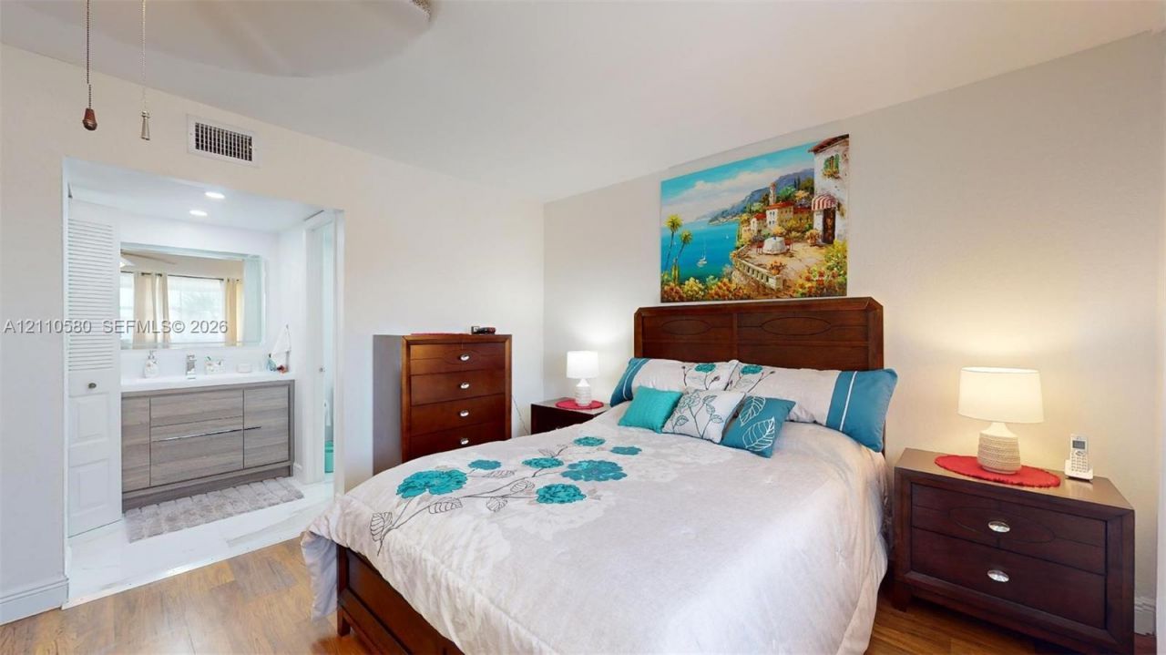 7877 Golf Cir Dr , Unit 304, Margate, FL 33063 Photo