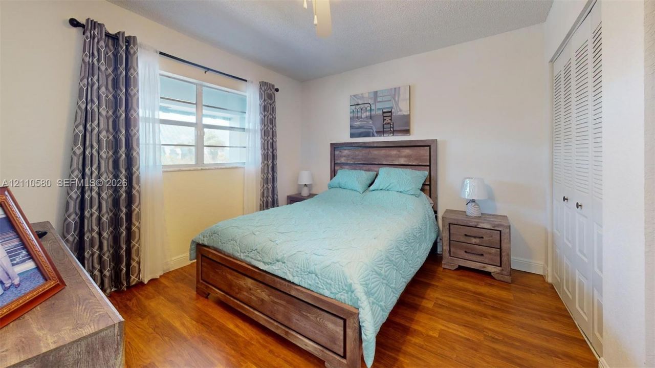 7877 Golf Cir Dr , Unit 304, Margate, FL 33063 Photo