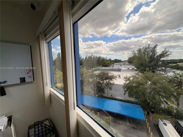 9600 NW 25th St , Unit 5B, Doral, FL 33172