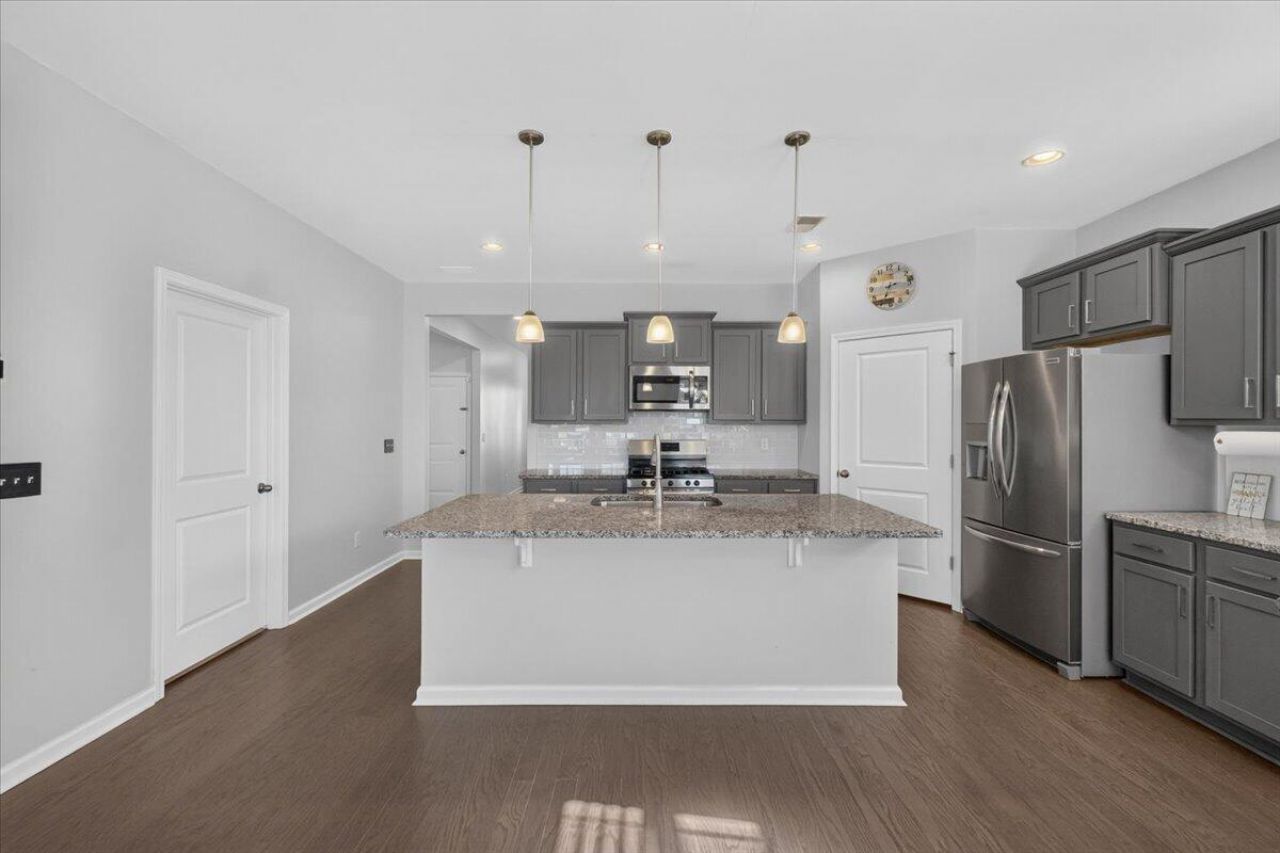 106 Nevil Court Photo 14