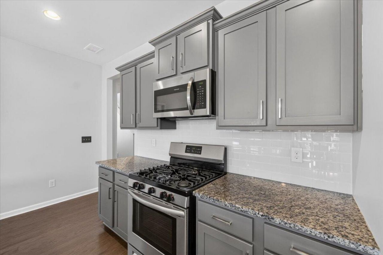106 Nevil Court Photo 16