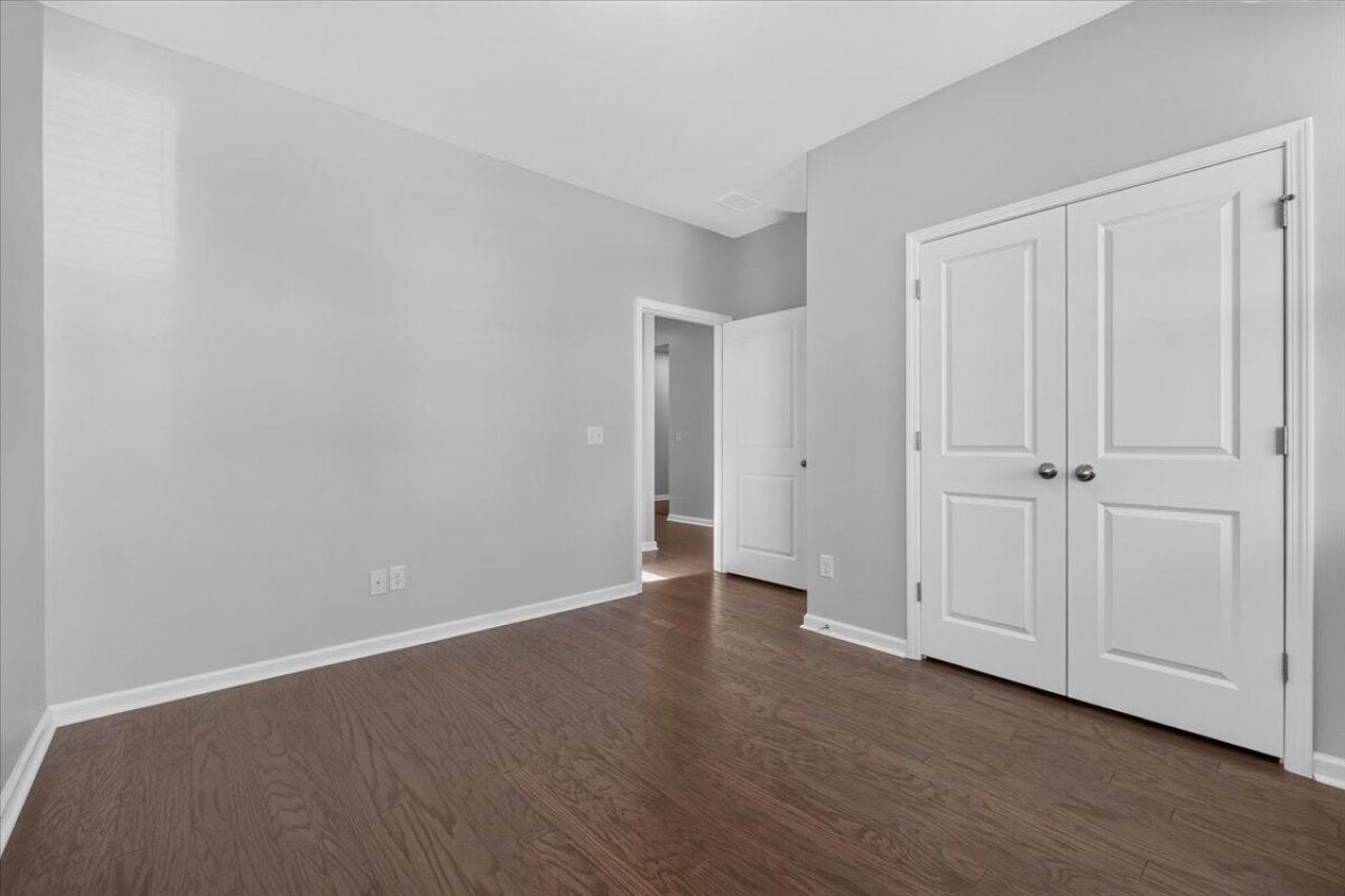106 Nevil Court Photo 29