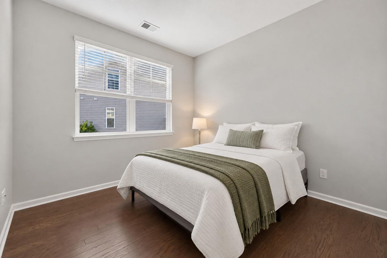 106 Nevil Court Photo 31
