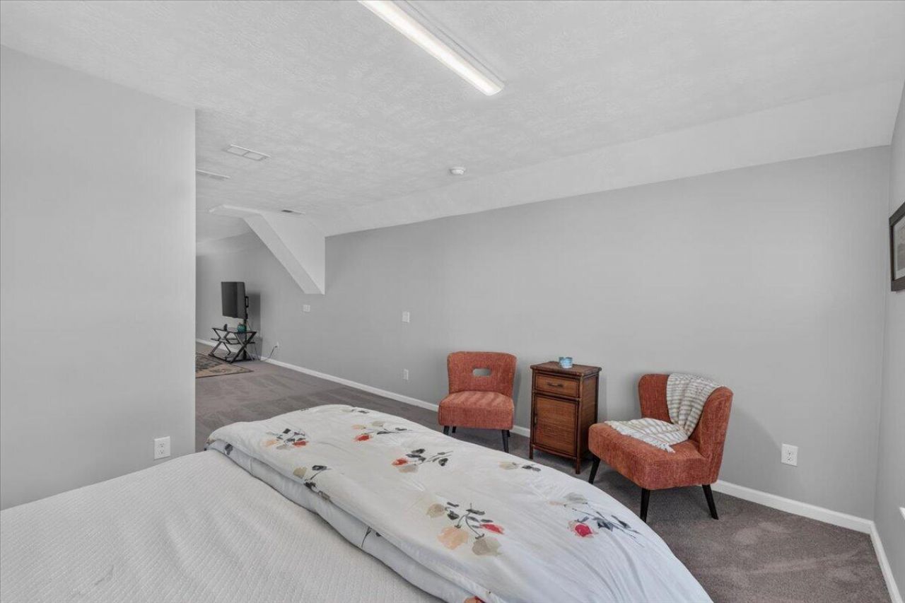 106 Nevil Court Photo 43