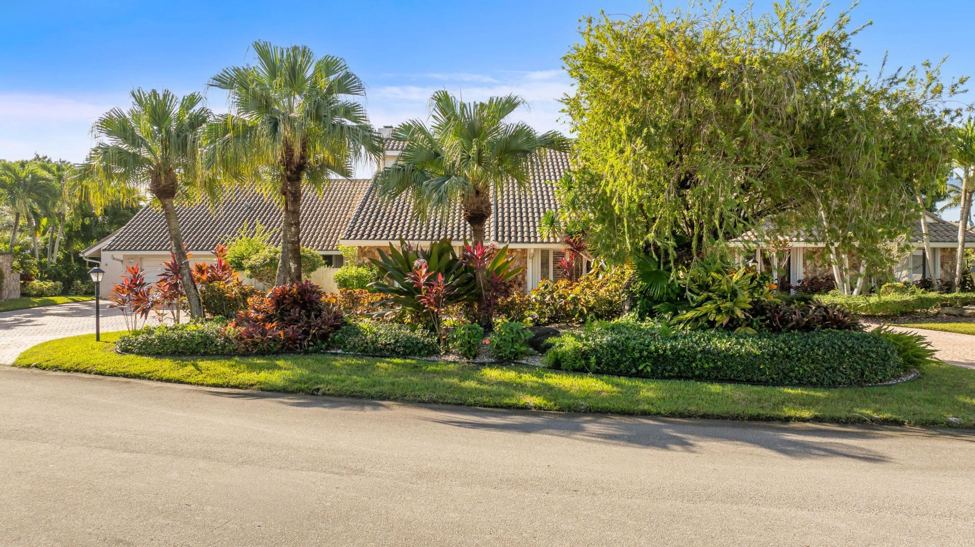 8610 Banyan Way, Tamarac, FL 33321 Photo