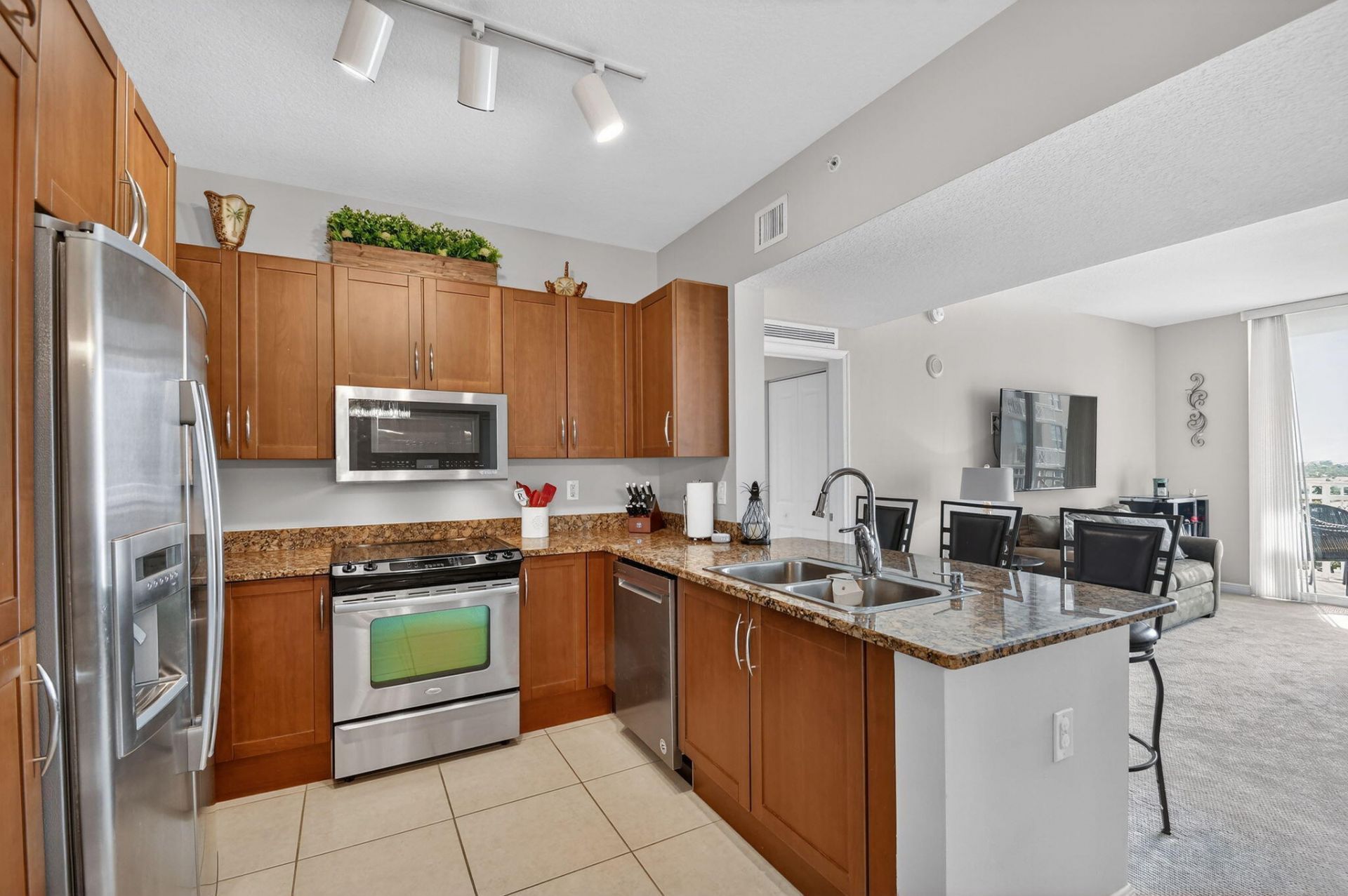 450 N Federal Highway, Unit 1010, Boynton Beach, FL 33435 Photo