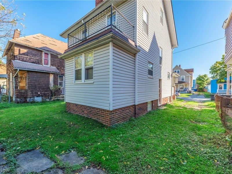 3878 W 31st Street, Cleveland, OH 44109 Photo 3