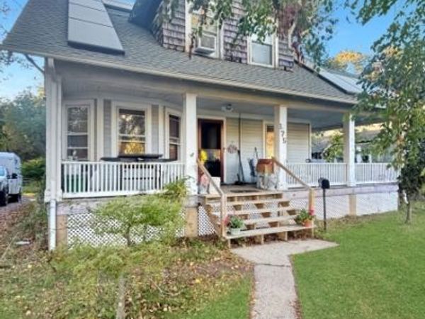 175 S Lincoln Ave, Middlesex, NJ 08846