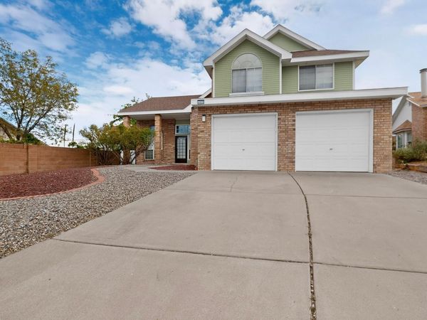 6908 Lamar Avenue NW, Albuquerque, NM 87120