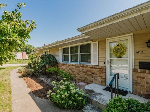 Main Photo