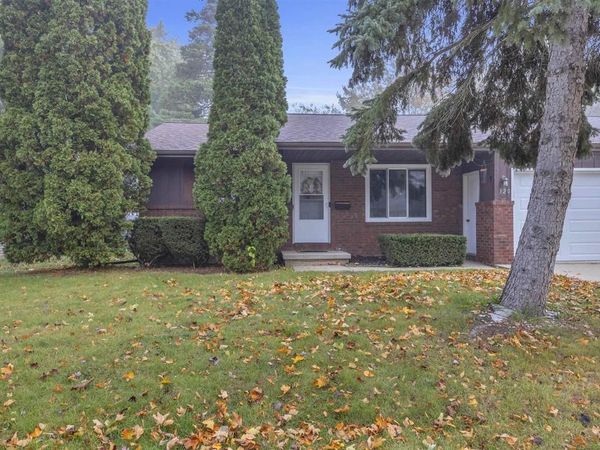 320 ILLINOIS AVENUE, North Fond Du Lac, WI 54937