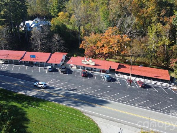 13780 S 226 Highway, Spruce Pine, NC 28777