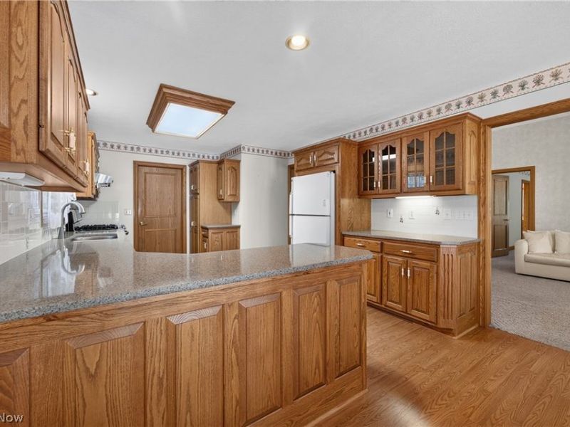 601 Sonora Drive, Barberton, OH 44203 Photo 14