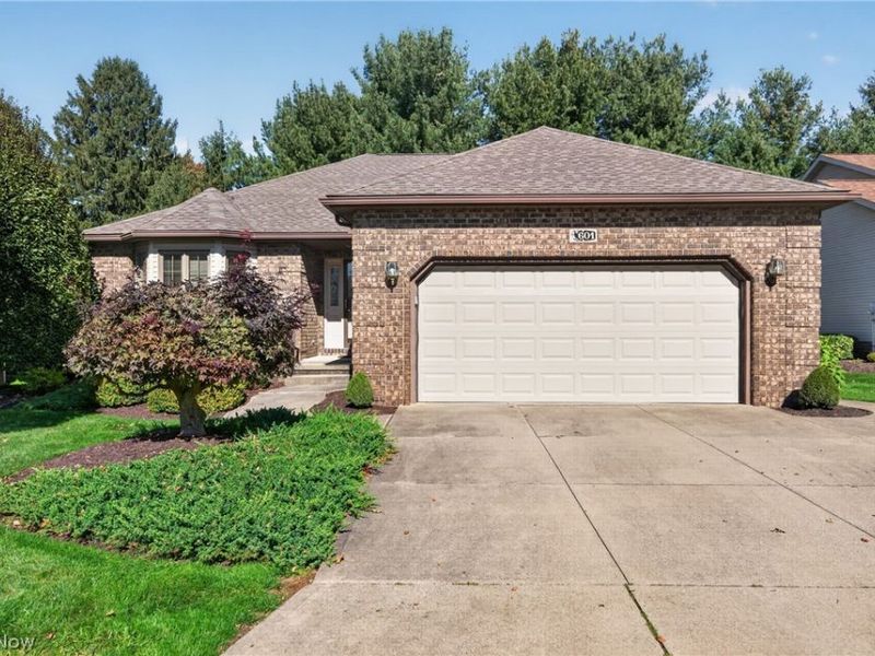 601 Sonora Drive, Barberton, OH 44203 Photo 2