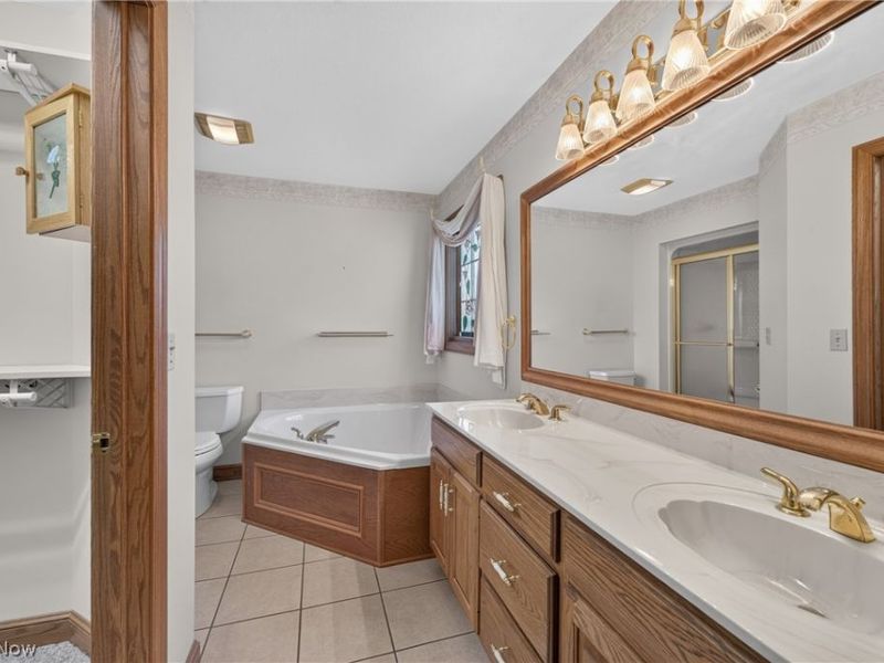 601 Sonora Drive, Barberton, OH 44203 Photo 23