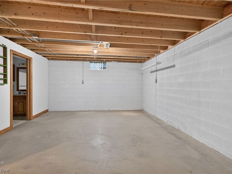 601 Sonora Drive, Barberton, OH 44203 Photo 36