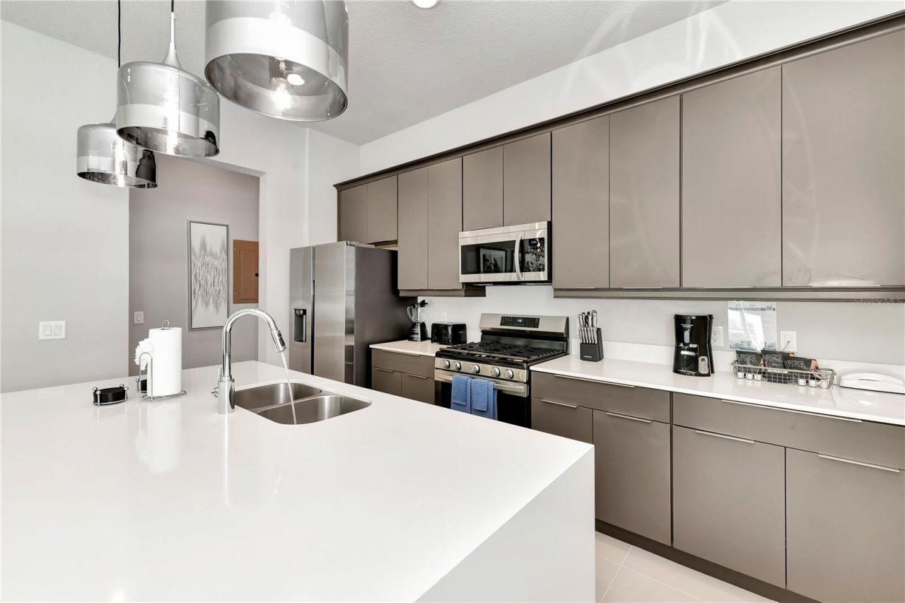 7770 Sandy Ridge Drive, Unit 136, Reunion, FL 34747 Photo
