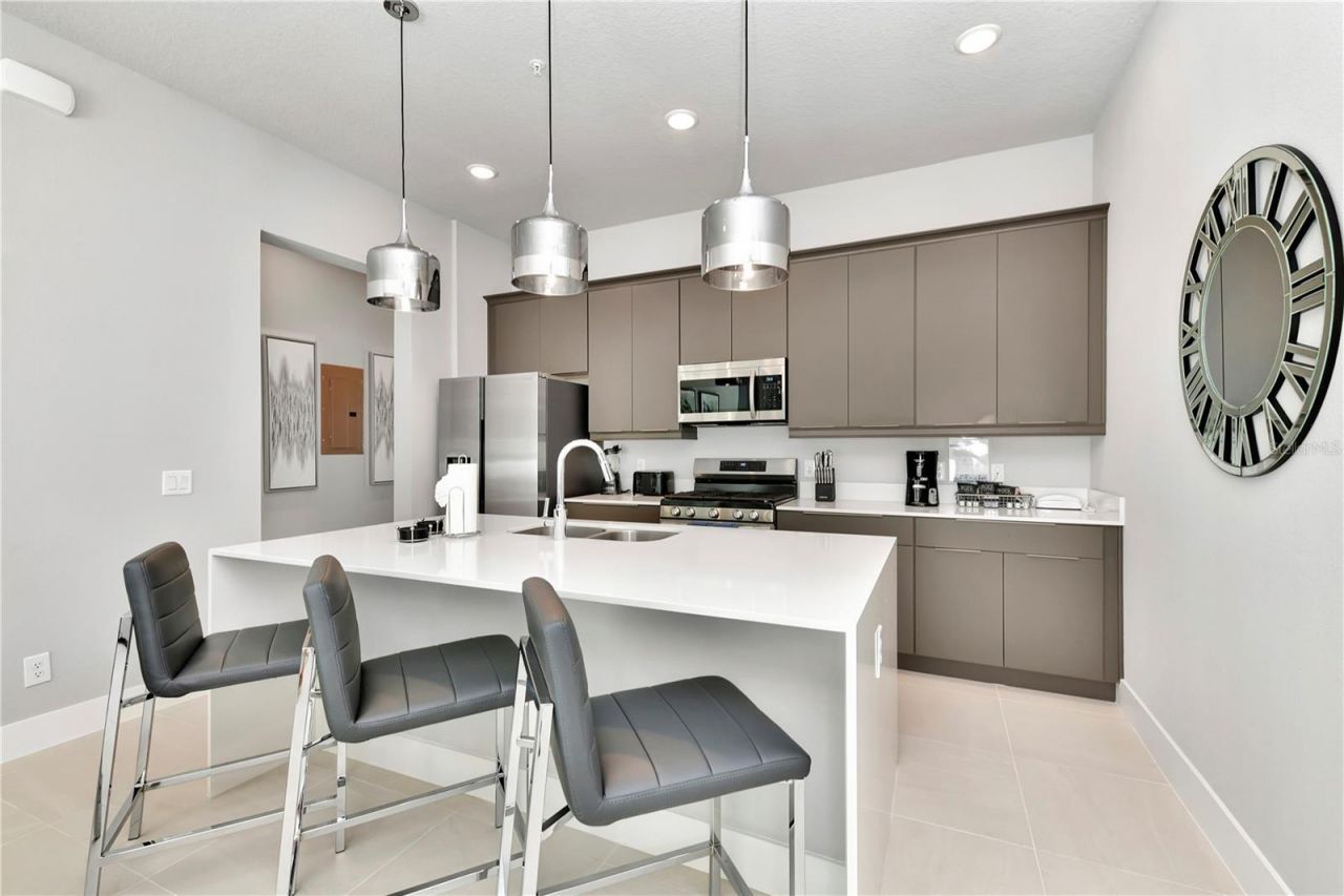 7770 Sandy Ridge Drive, Unit 136, Reunion, FL 34747 Photo