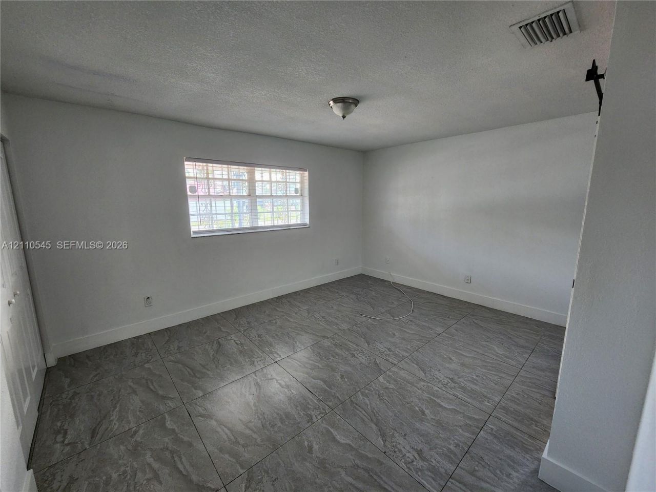 8729 NW 116th St , Hialeah Gardens, FL 33018 Photo