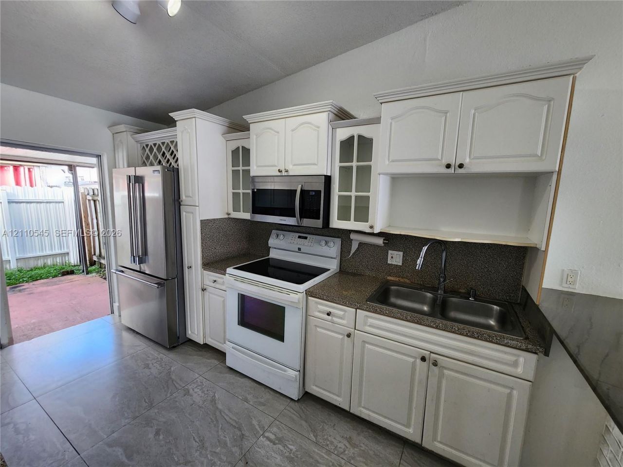 8729 NW 116th St , Hialeah Gardens, FL 33018 Photo