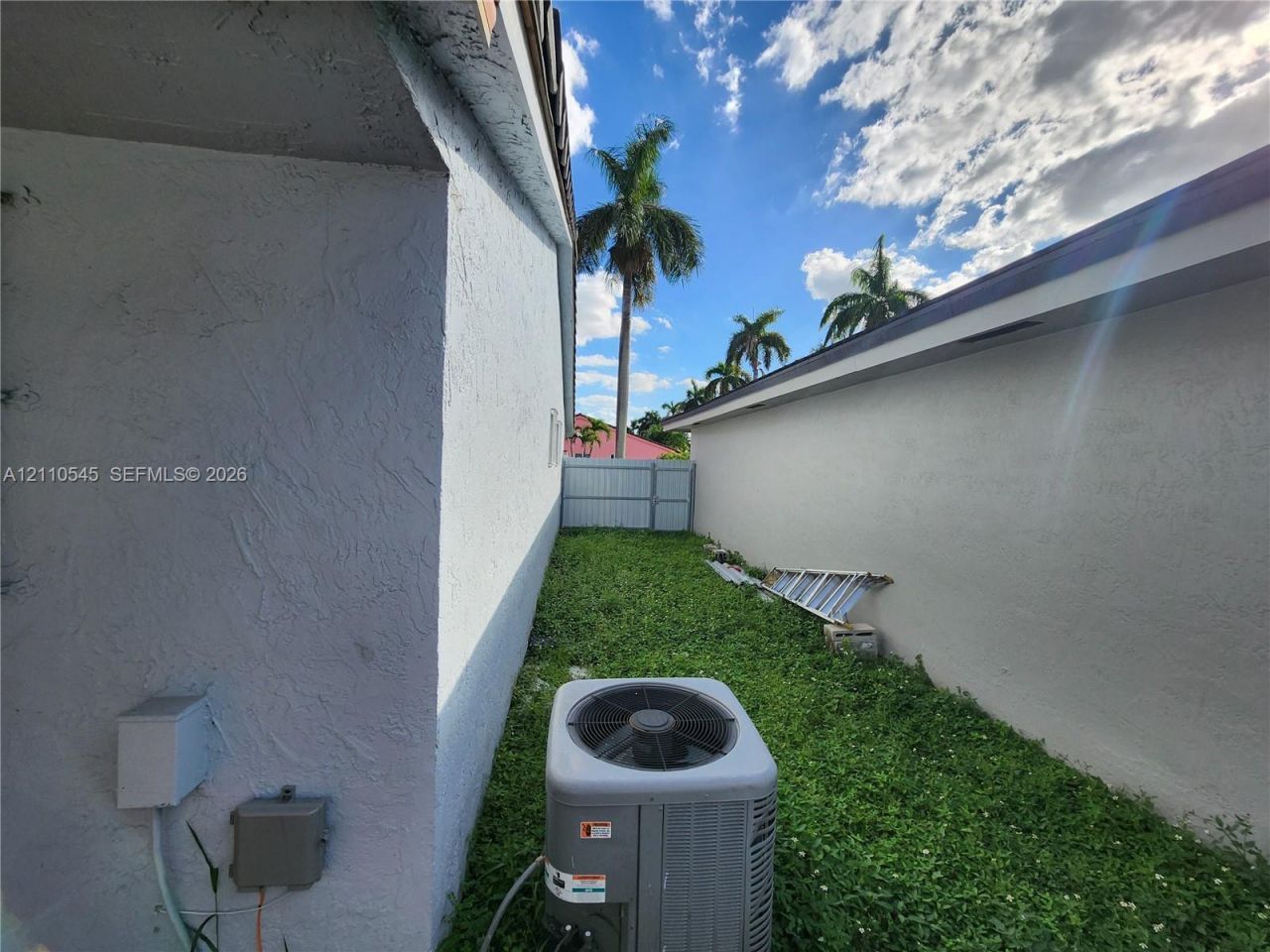 8729 NW 116th St , Hialeah Gardens, FL 33018 Photo