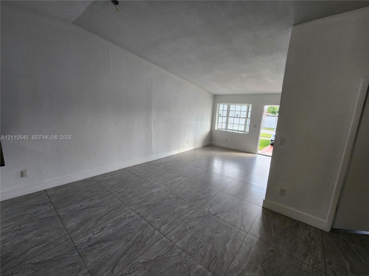8729 NW 116th St , Hialeah Gardens, FL 33018 Photo