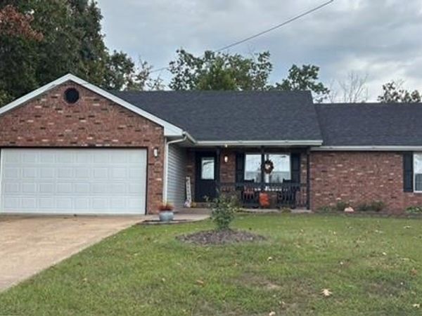 151 Bosa Drive, St Robert, MO 65584