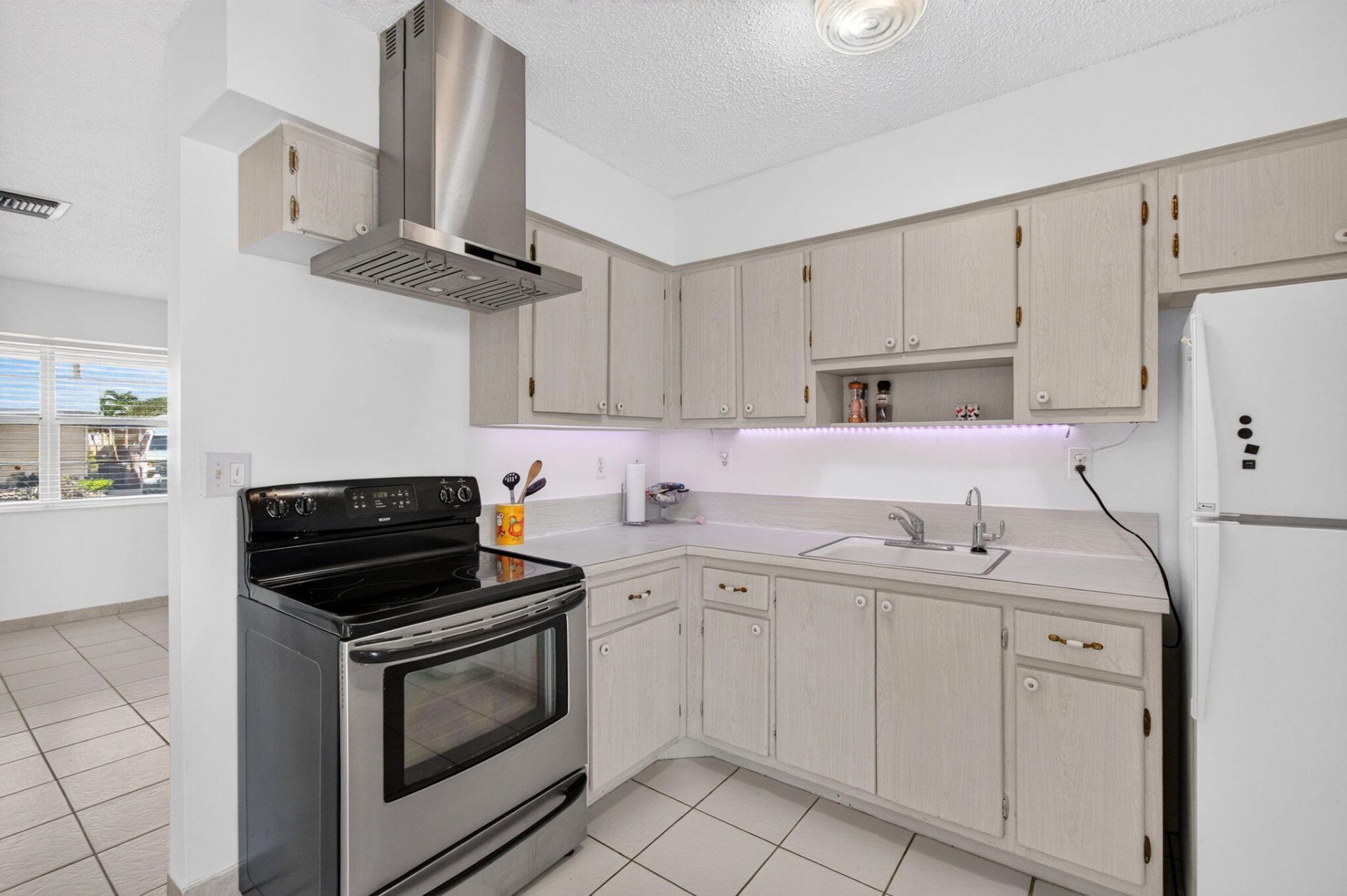 2703 Peer Lane, Delray Beach, FL 33445 Photo