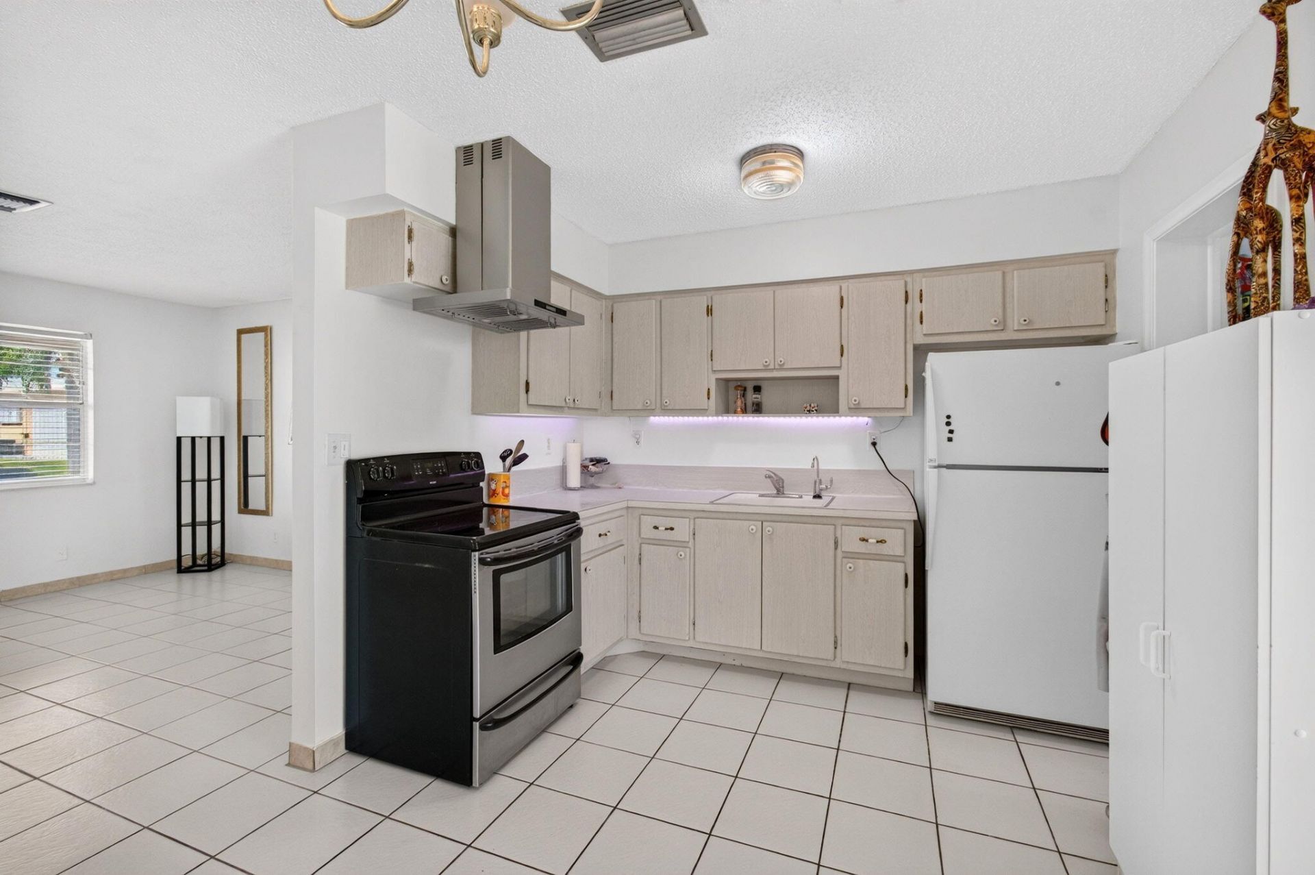 2703 Peer Lane, Delray Beach, FL 33445 Photo