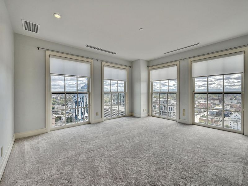 100 W Rivercenter Boulevard, Unit 2A, Covington, KY 41011 Photo 34