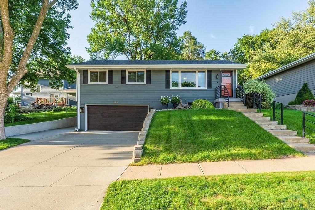 4405 Cherrywood Ln., Sioux City, IA 51106 Main Photo