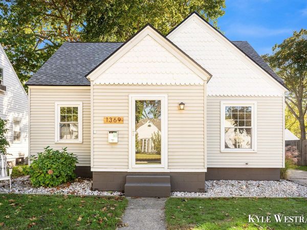 1369 Cornell Road, Muskegon, MI 49441