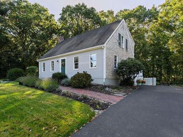 2 Brookside Drive, Bridgewater, MA 02324