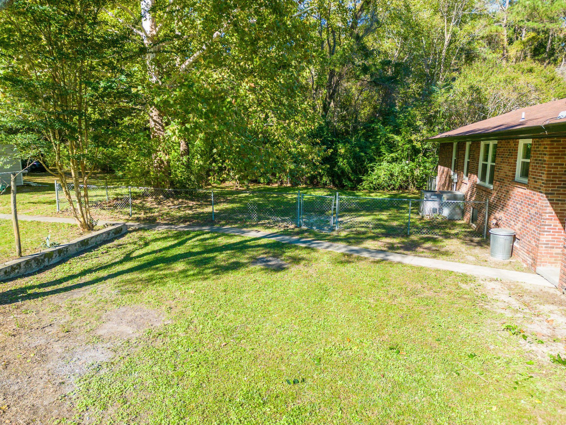 9595 Bells Highway Photo 6