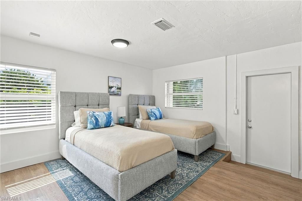 729 Sand Dollar Dr , Sanibel, FL 33957 Photo