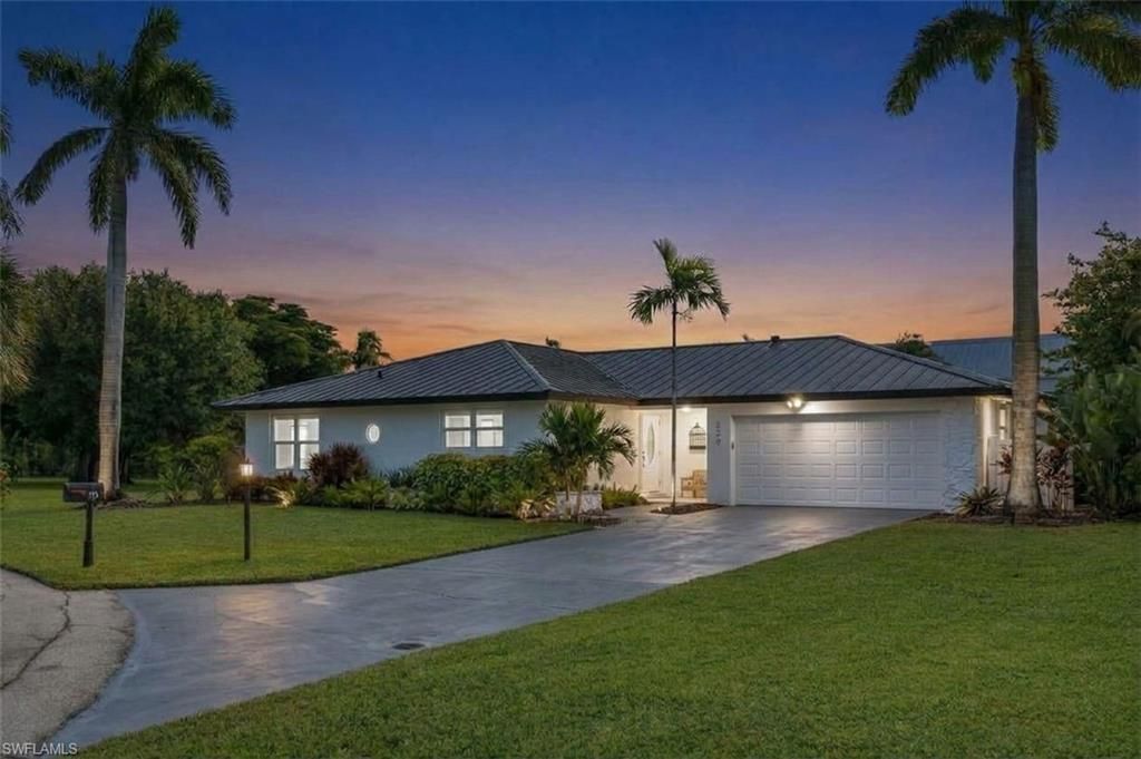 729 Sand Dollar Dr , Sanibel, FL 33957 Photo