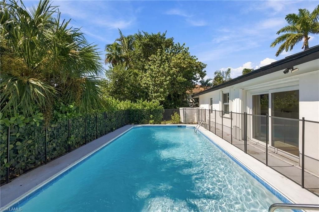 729 Sand Dollar Dr , Sanibel, FL 33957 Photo