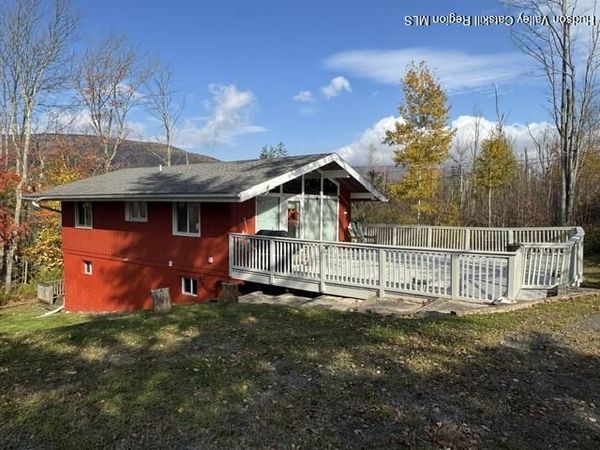 88 Pine Lane, Hunter, NY 12442