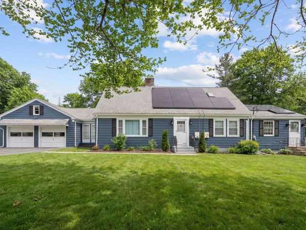 120 Brattle St, Worcester, MA 01606