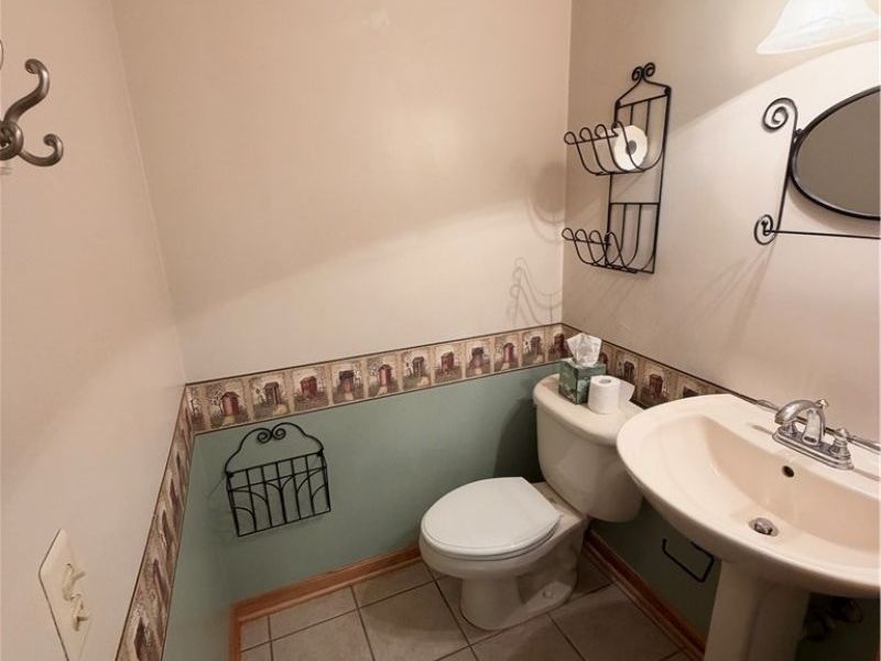 4694 Maple Lane, North Royalton, OH 44133 Photo 6