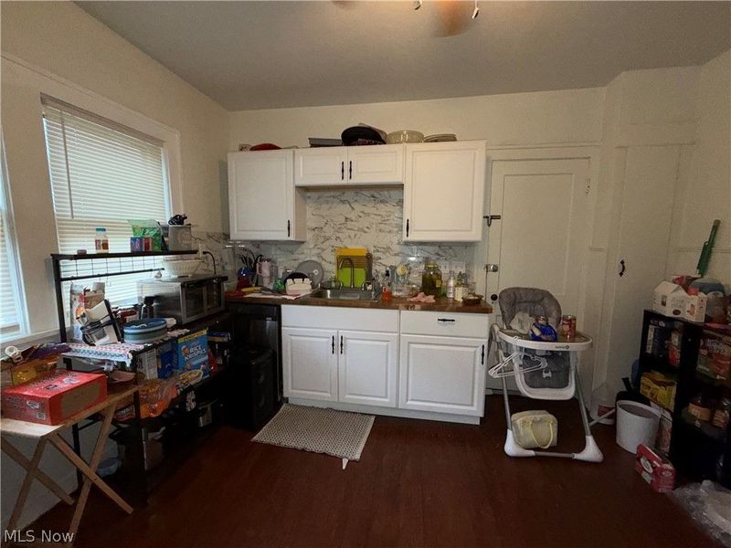 4901 E 111th Street, Garfield Heights, OH 44125 Photo 4