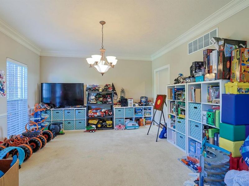 6722 Jennifer Lynn Drive, Green Township, OH 45248 Photo 13