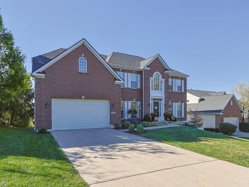 6722 Jennifer Lynn Drive, Green Township, OH 45248 Photo 2