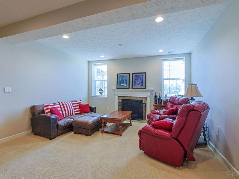 6722 Jennifer Lynn Drive, Green Township, OH 45248 Photo 32