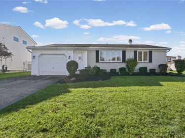 17 Bellwood Lane , Depew, NY 14043