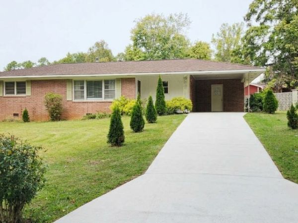 127 Briarwood Drive, Toccoa, GA 30577