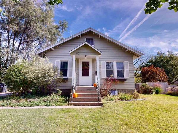 1112 2nd Ave, Iowa City, IA 52240