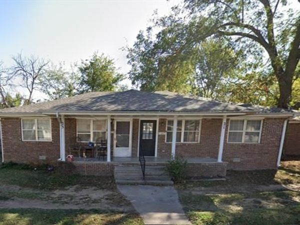 21 E Wallace Street, Shawnee, OK 74801