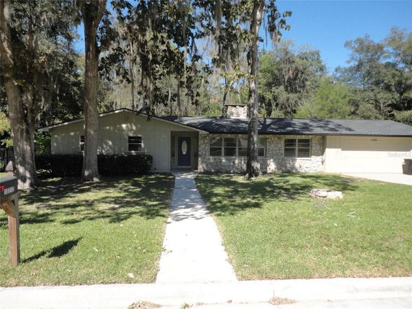 10212 NW 6TH PLACE , GAINESVILLE, FL 32607