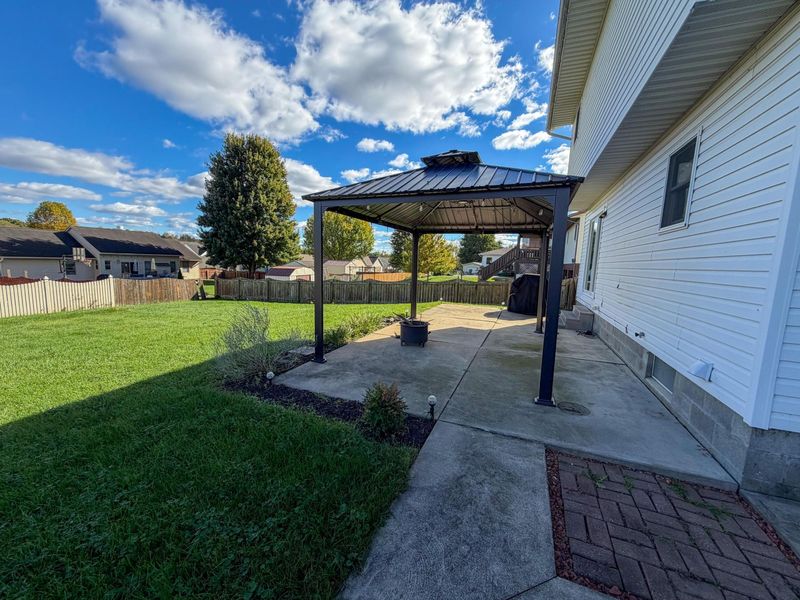 2486 Sheridan Drive , Lancaster, OH 43130 Photo 3